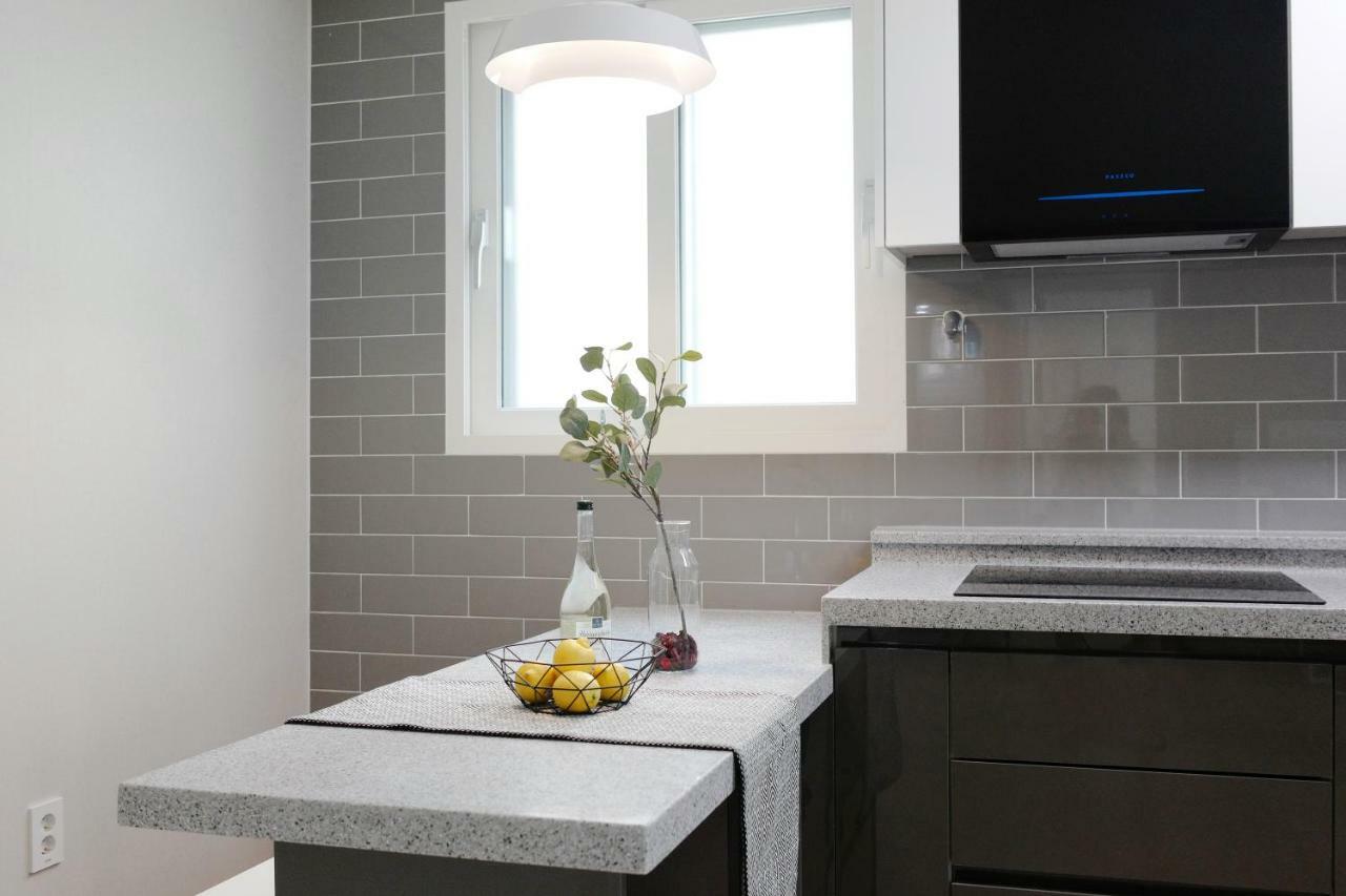 H House Yeonnam Apartment Сеул Екстериор снимка